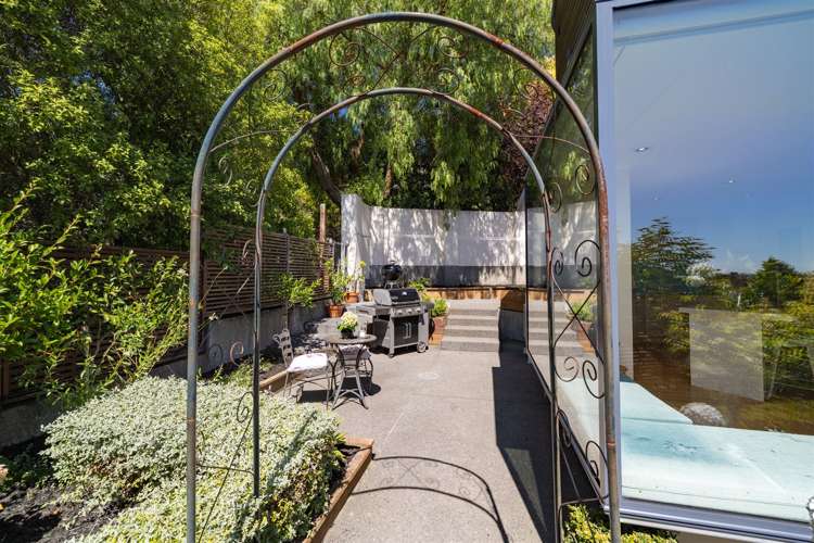 13 Nehru Place Cashmere_20