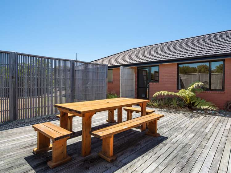 8 Edgewater Place Rarangi_15