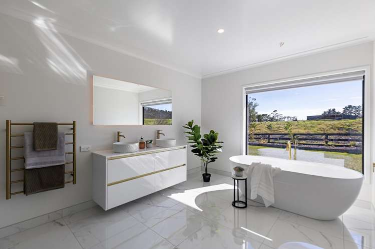 67 Albert Road Tokomaru_21