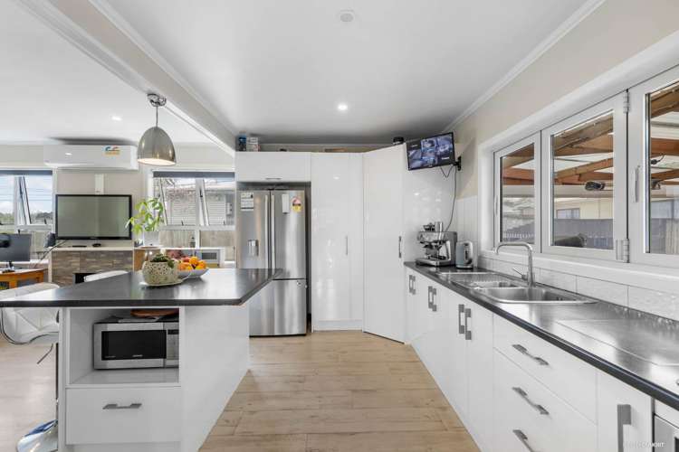 80 Coxhead Road Manurewa_4