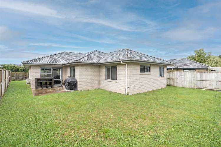 87 Barrington Drive Huntington_16