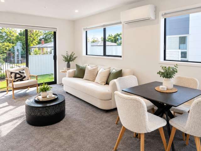 2/172 Don Buck Road Massey_2
