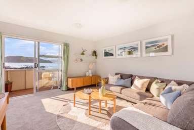 2/418 Queens Drive_1