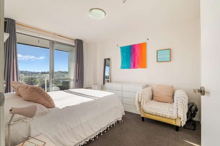 323/17 Link Crescent Stanmore Bay_14