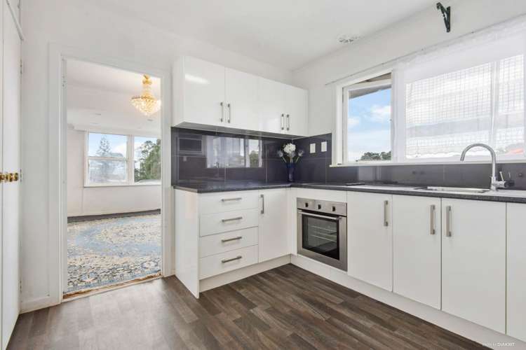 24 Exminster Street Blockhouse Bay_5