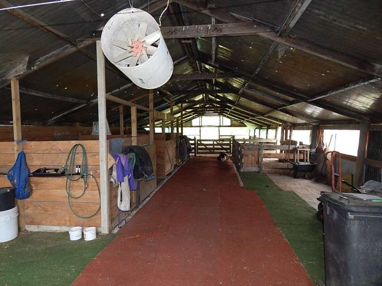 304 Utopia Road Westport_16