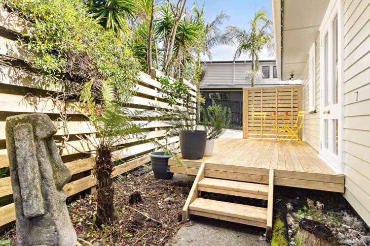 1 Glenford Lane Te Atatu Peninsula_11