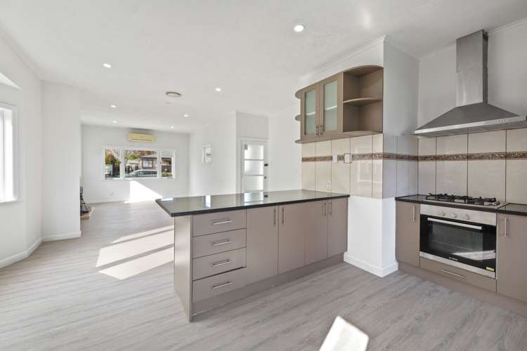 33 Earlsworth Road Mangere East_2