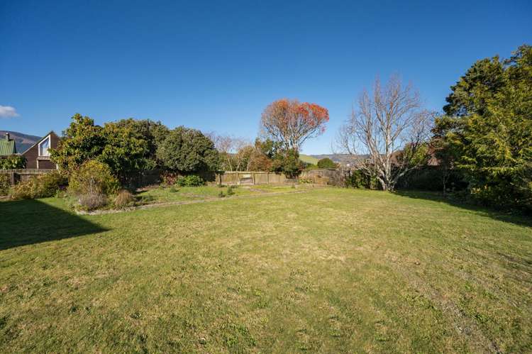 2 Balmoral Place Stoke_24