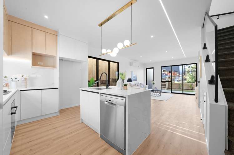 1/6 Rosina Place Pakuranga_3