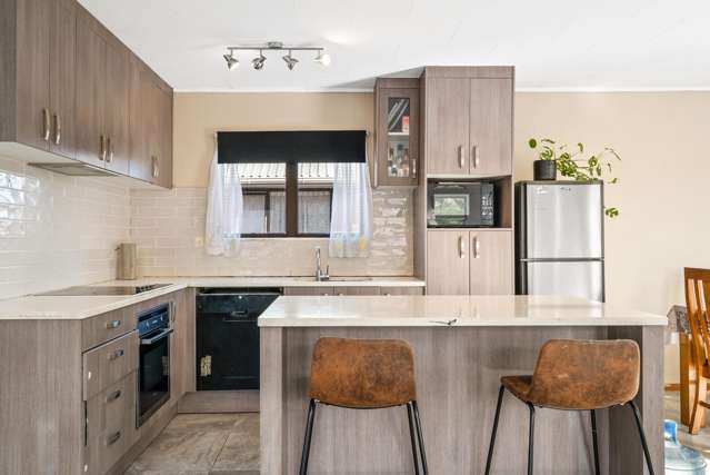 1/10 Barcroft Place Clendon Park_3