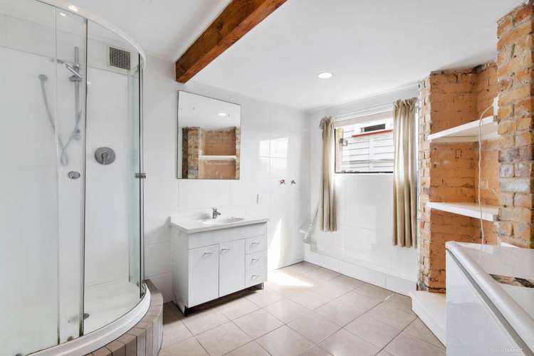 565 New North Road Kingsland_19