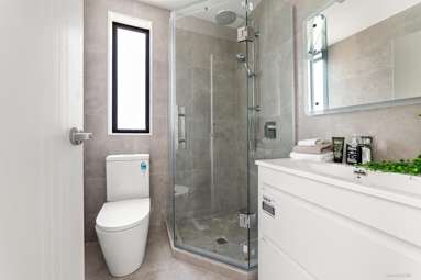 1/735 East Coast Road_1