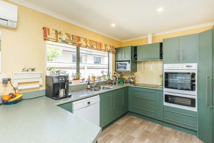 125 Pacific Drive Fitzherbert_5