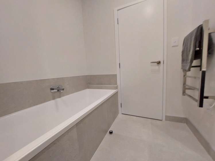 74 Manarini Road Westgate_10