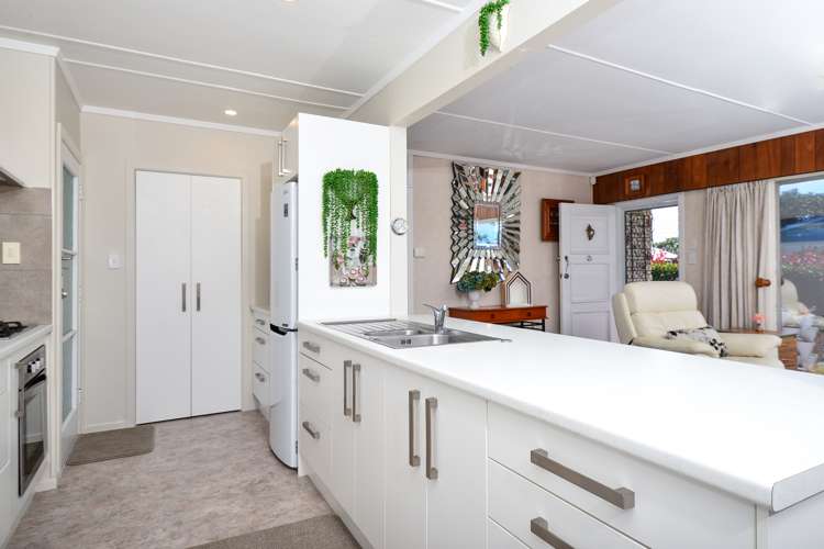 27 Yvonne Street Melville_17