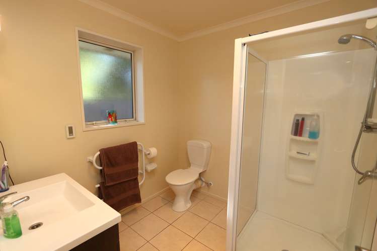 112a Creek Road Allenton_11