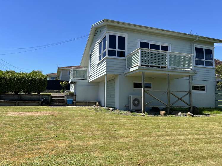 21 Brookes Terrace Waitara_5
