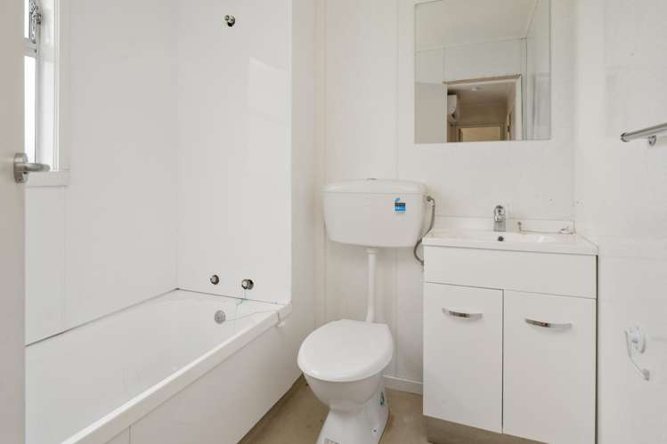 1-6/2 Percy Street Blenheim_5