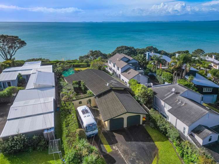 111 Churchill Road Murrays Bay_44