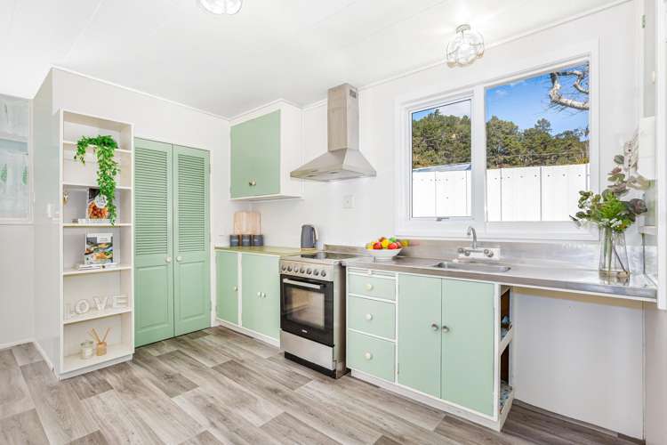 433 Stokes Valley Road Stokes Valley_2