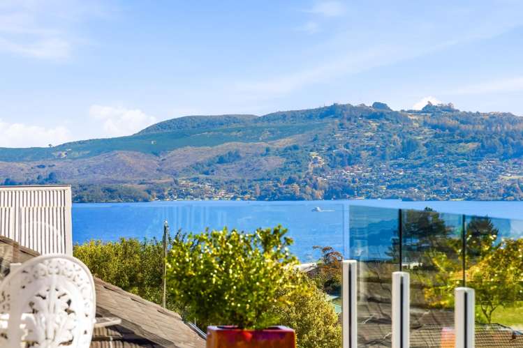 16 Botanical Heights Drive Waipahihi_7