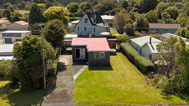 11 Noble Street Pounawea_18