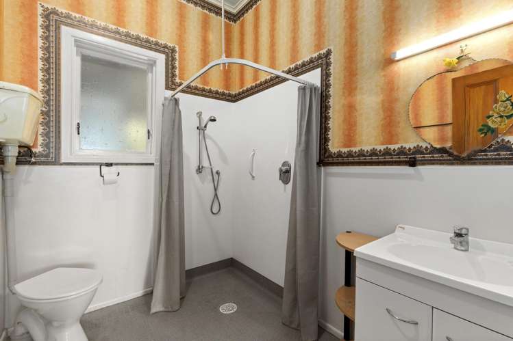 52 Freyberg Street Lyall Bay_11