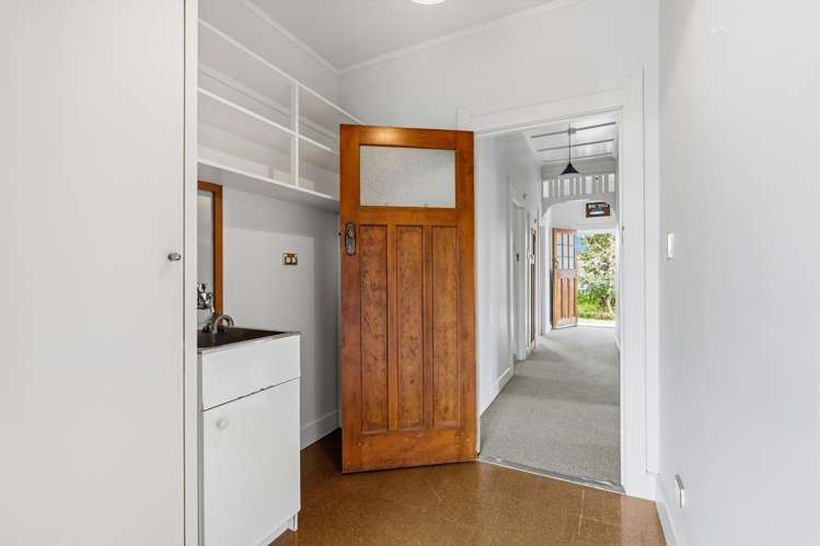 35 Aroha View Avenue Te Aroha_10