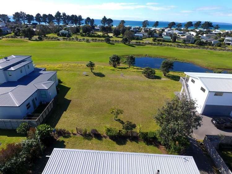 165 The Fairway Matarangi_0