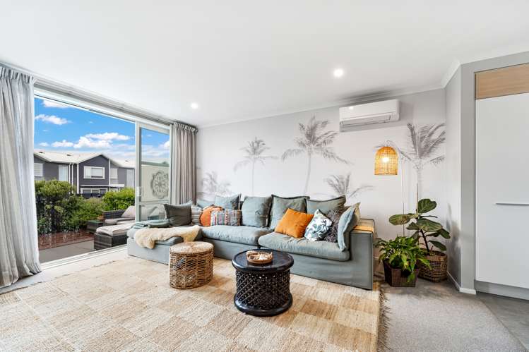 87 Karepiro Drive Stanmore Bay_9