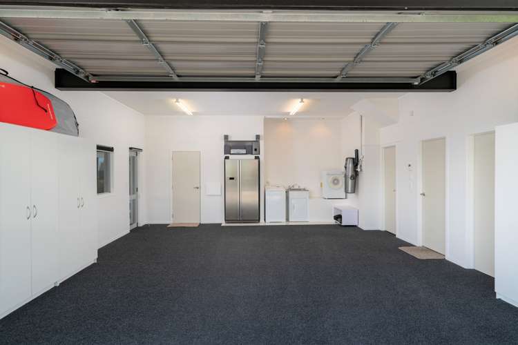 35 Magnolia Rise Waipahihi_17