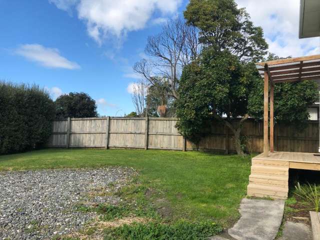 1/42 Durham Street Te Atatu Peninsula_2