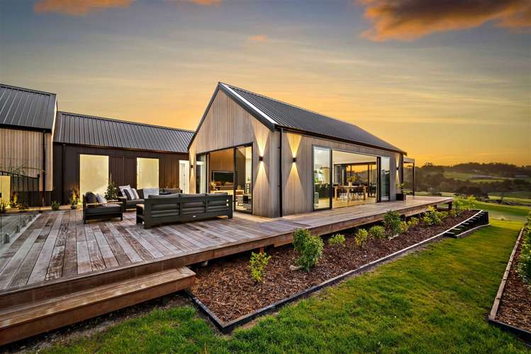 65 Grayson Road Wainui_38