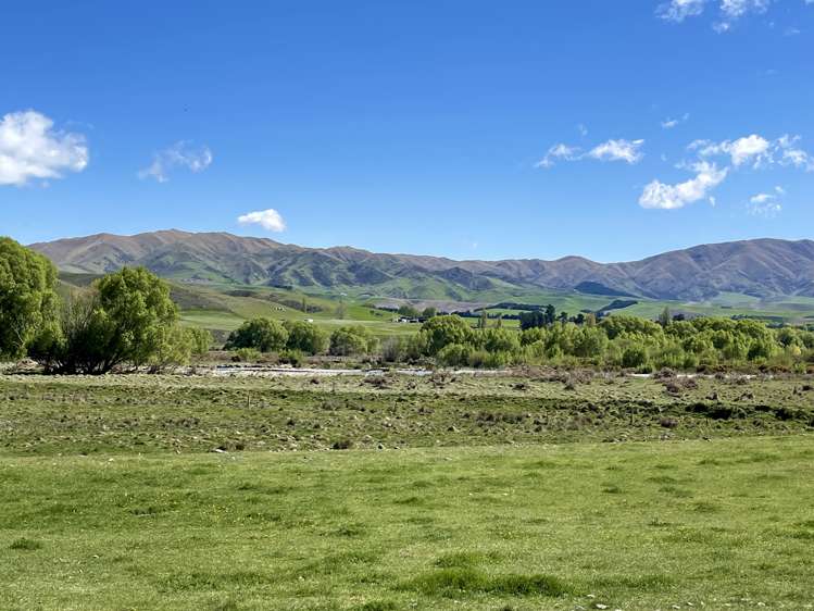 307 McHenrys Road Kurow_5