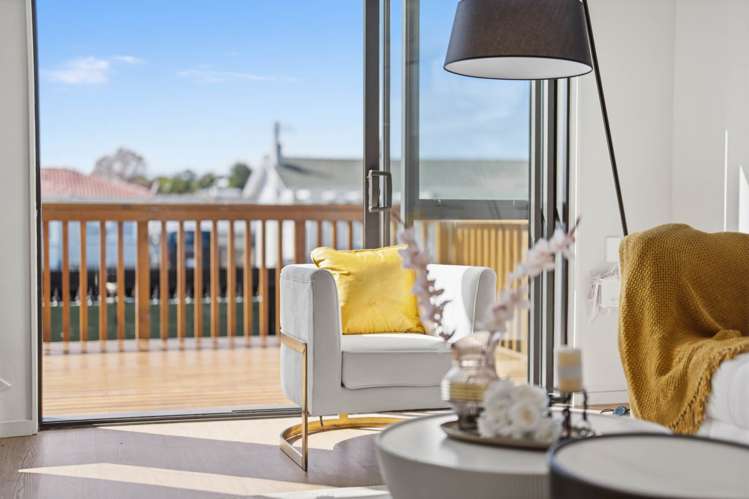 18A Minton Place Manurewa_7