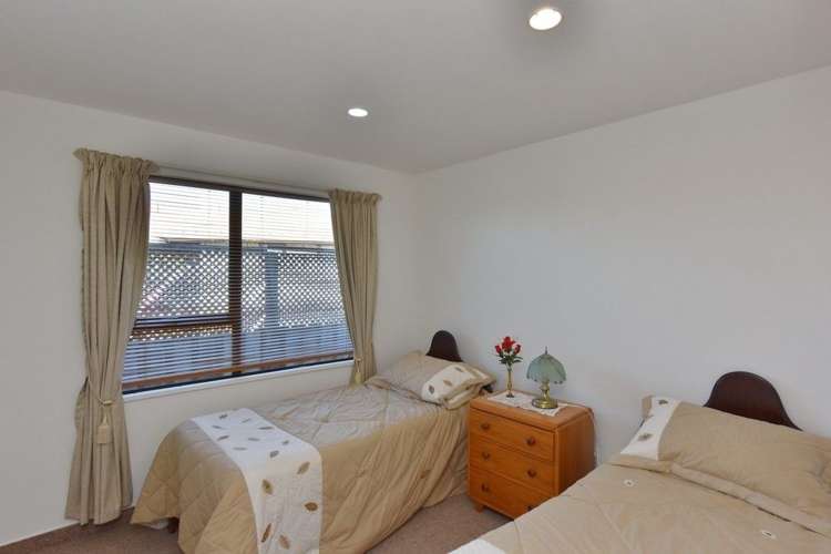 48 Seadown Crescent Amberley_12