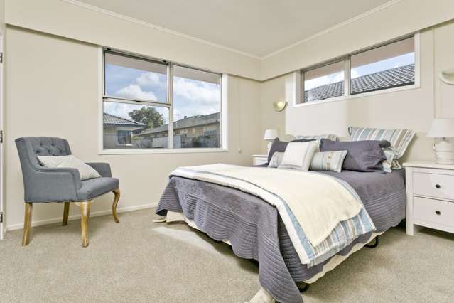 1/160 Centreway Road Orewa_1