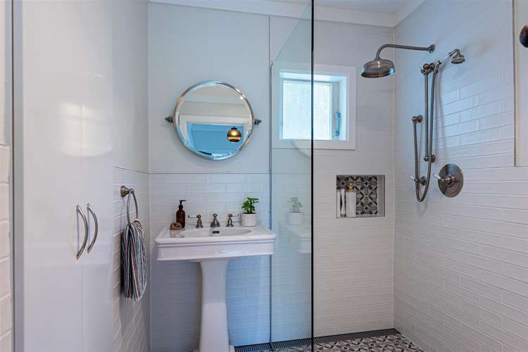 221 Mountain Road Maungaturoto_17