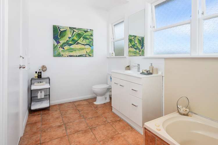 3/31 Clonbern Road Remuera_16