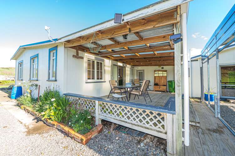 689 Ruatangata Road Whangaehu_15