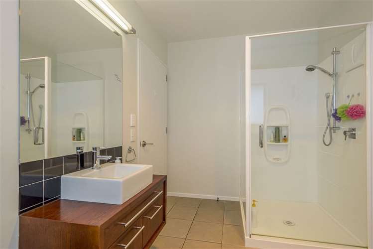 5 Iti Place Parklands_12