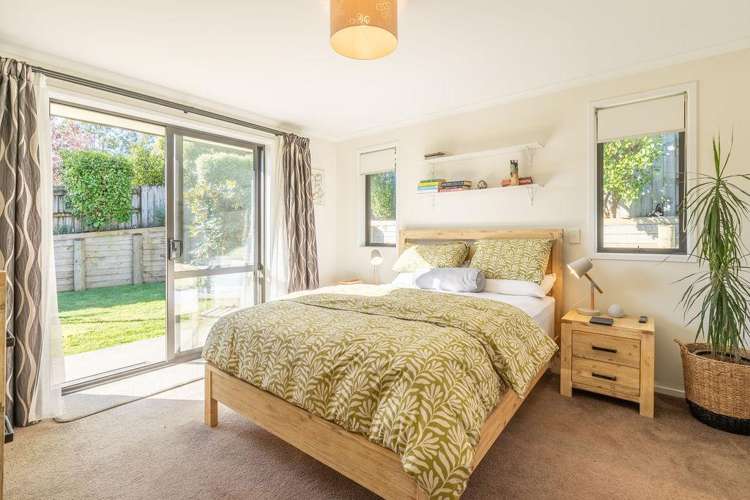274 Ballintoy Park Drive Welcome Bay_11
