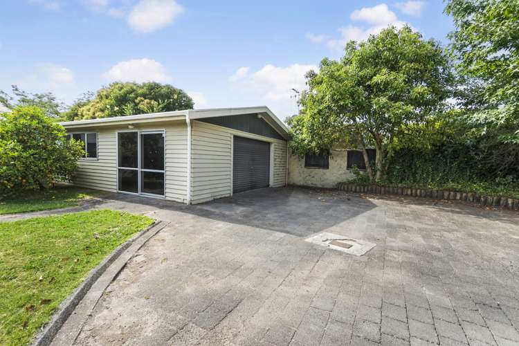 276 Fox Street Hamilton East_11