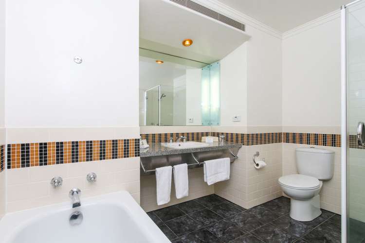 613/35 Hobson Street Auckland Central_11