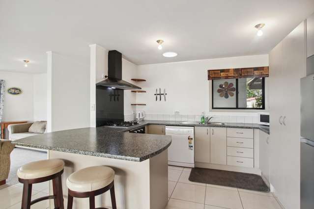 7 Taihiki Road Clarks Beach_1