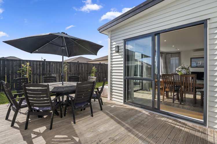 11 Koiora Road Clarks Beach_7