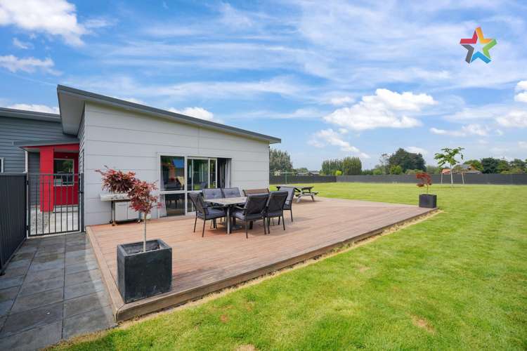 29 Grove Bush Woodlands Road Woodlands_21