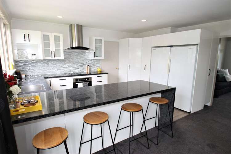 17 Carlyle Road Mosgiel_4