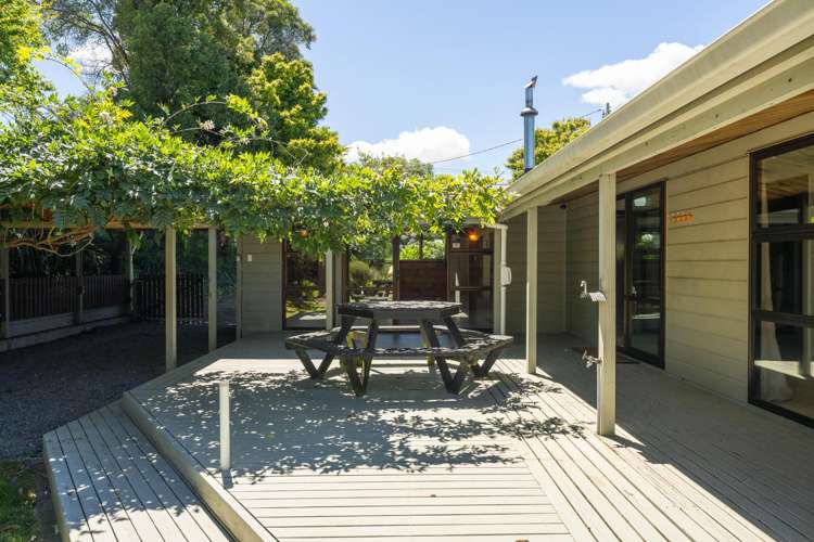 33 Hinekura Avenue Central_14